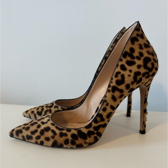 Gianvito Rossi Shoes - Gianvito Rossi Chetah Print Pumps 40